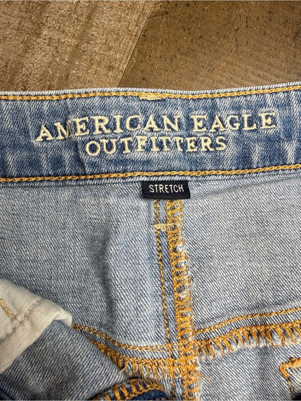 American Eagle Outfitters Hi-Rise Festival Light Wash Distressed Denim Shorts 4 - Picture 11 of 12
